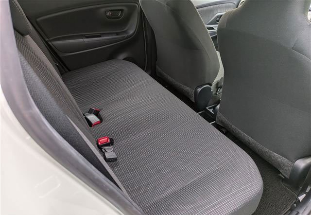 TOYOTA VITZ HV - F 4